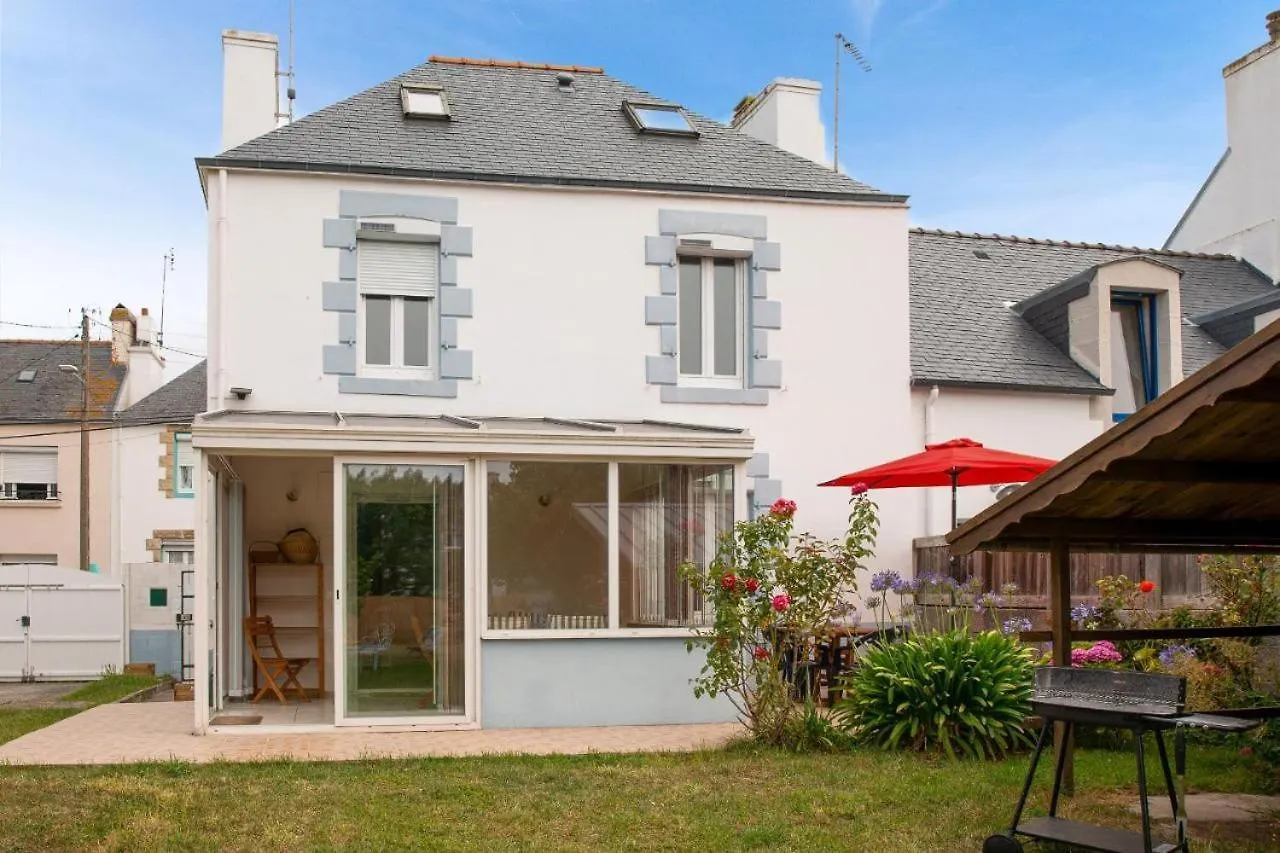 Localise - M26B - Les Belles Ames - Maison Renovee Avec Jardin Entierement Clos - Place De Parking Sur Le Terrain - Wifi Inclus - Draps Inclus - Animaux Bienvenus Guilvinec 0*,  França