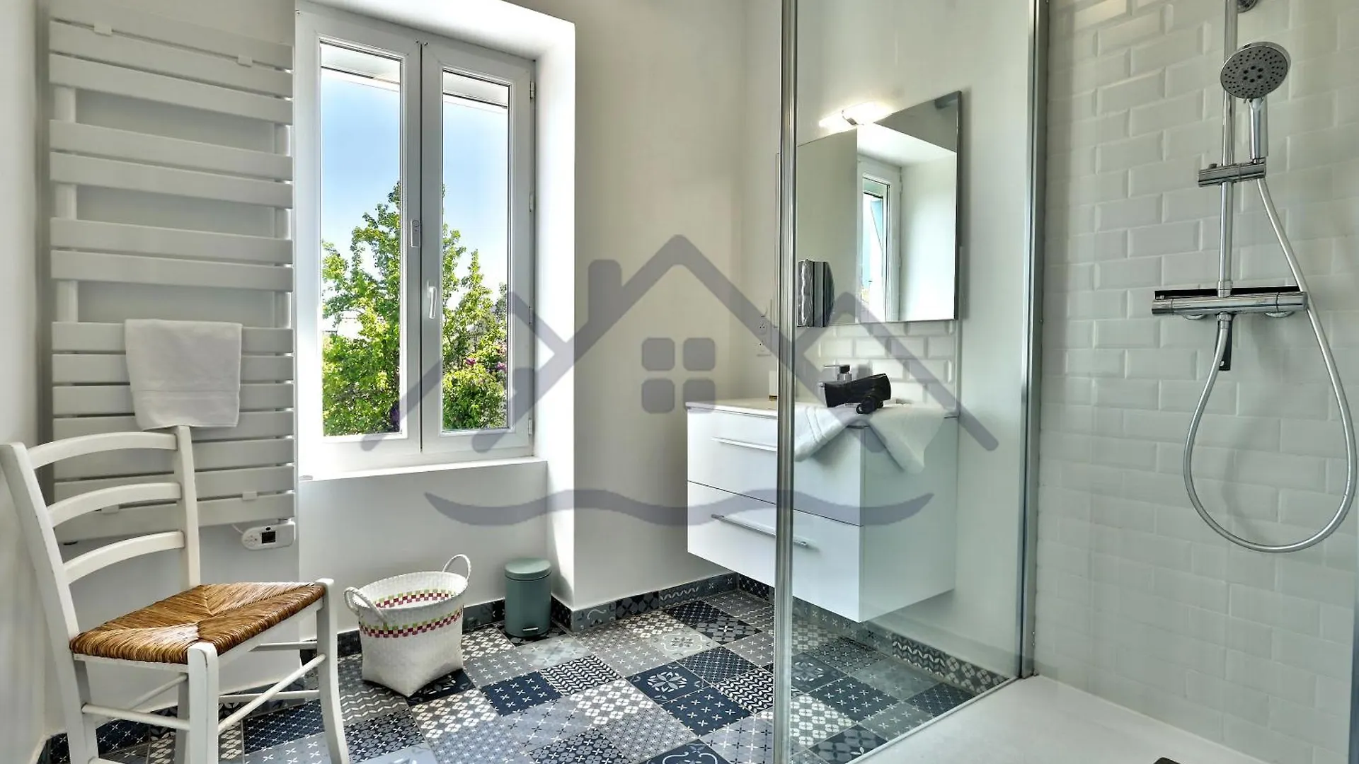 Localise - M26B - Les Belles Ames - Maison Renovee Avec Jardin Entierement Clos - Place De Parking Sur Le Terrain - Wifi Inclus - Draps Inclus - Animaux Bienvenus Guilvinec Vakantiehuis