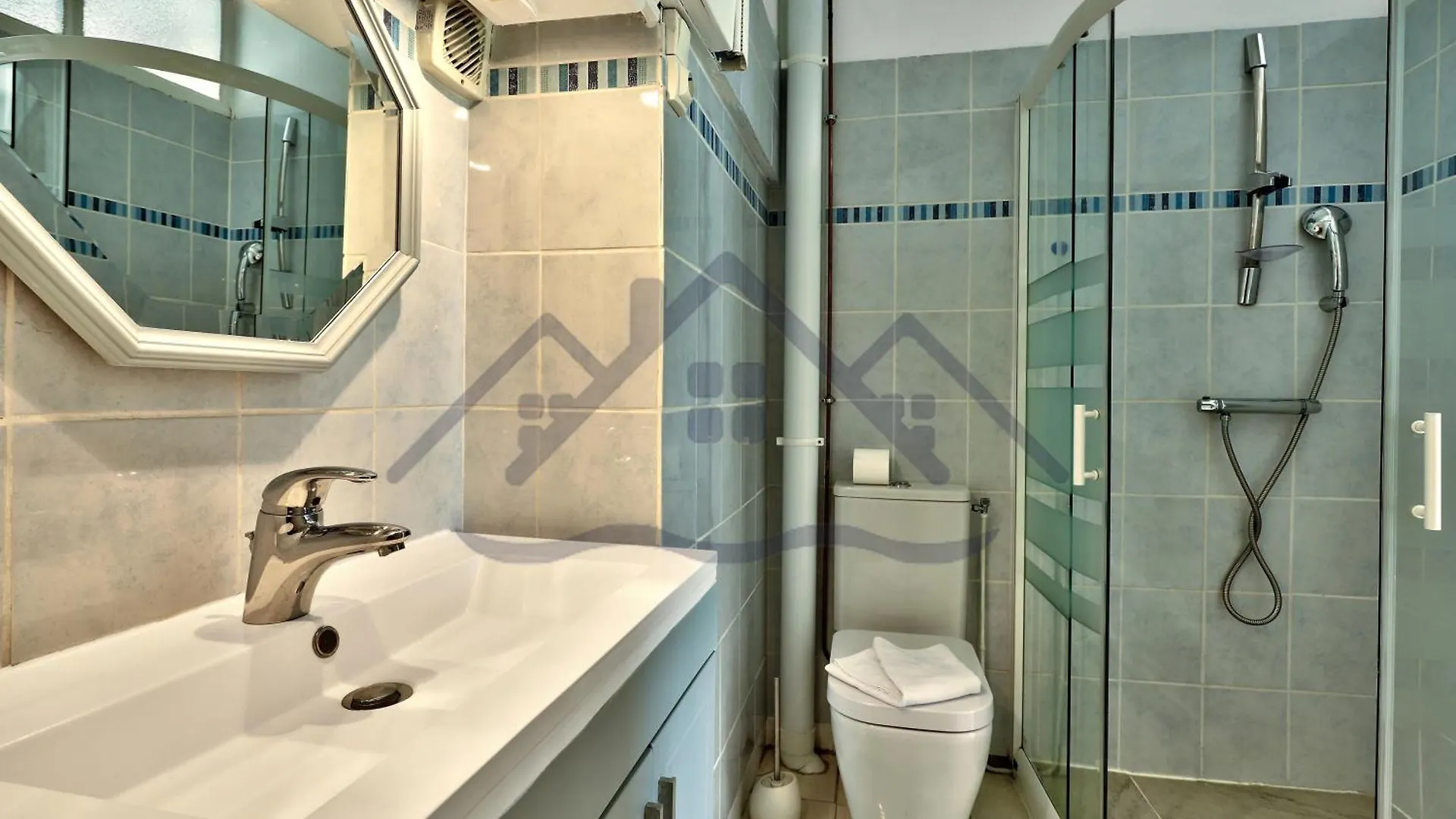 Vakantiehuis Localise - M26B - Les Belles Ames - Maison Renovee Avec Jardin Entierement Clos - Place De Parking Sur Le Terrain - Wifi Inclus - Draps Inclus - Animaux Bienvenus Guilvinec